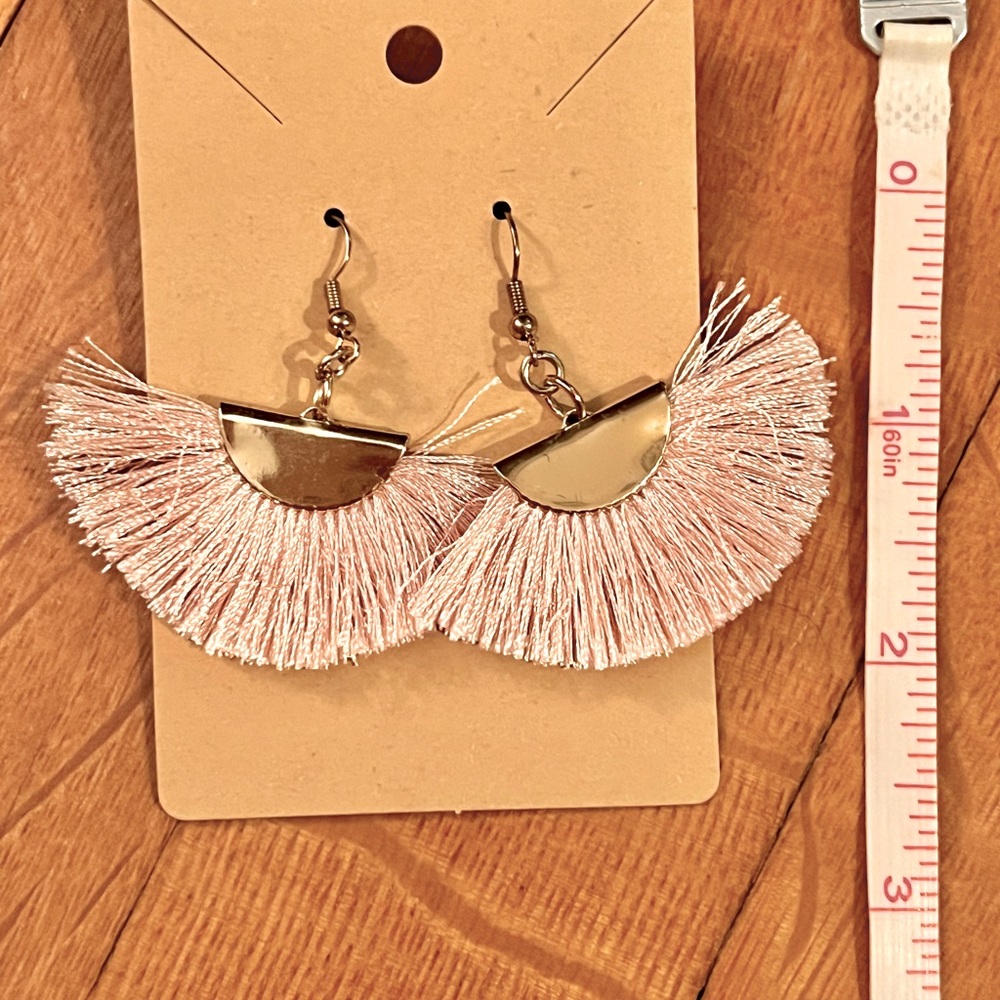 Rose fan earrings